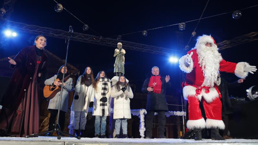 Klaipėdoje įžiebta pagrindinė miesto eglė!