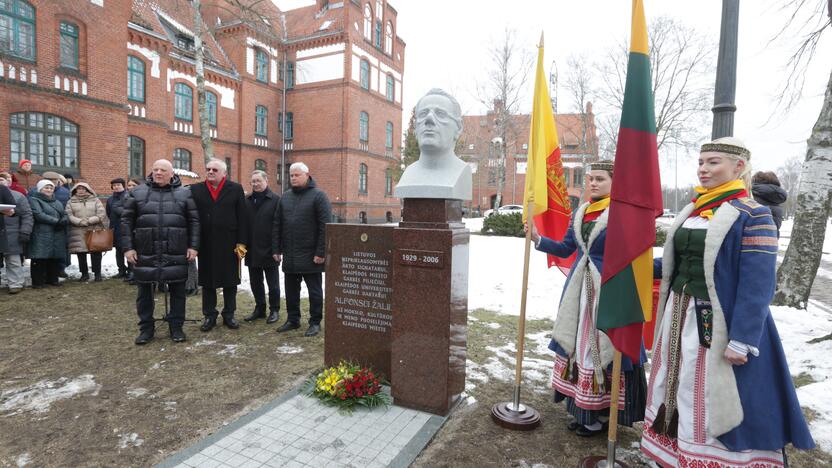  Alfonsui Žaliui biusto atidengimo ceremonija