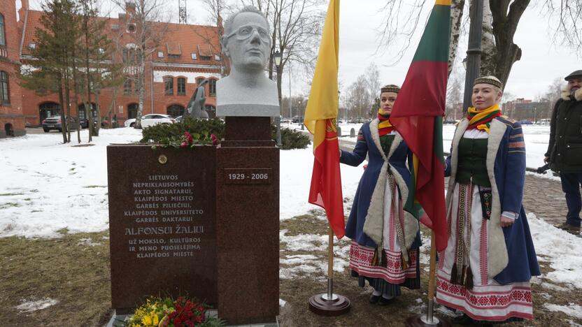  Alfonsui Žaliui biusto atidengimo ceremonija