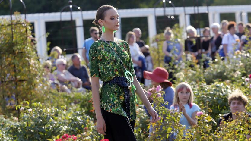 „Kvapų naktis“ VDU Botanikos sode