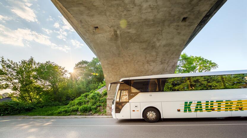 Perspektyva: keleivių vežėjų teigimu, verslo sąnaudos dar padidės įdiegus e-tolling sistemą.