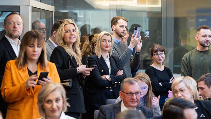 EP rinkimų politinių partijų numerių traukimas