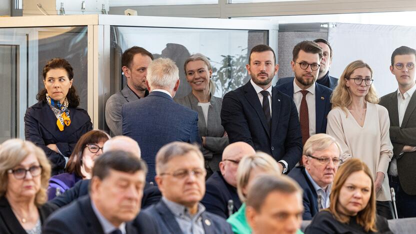 EP rinkimų politinių partijų numerių traukimas