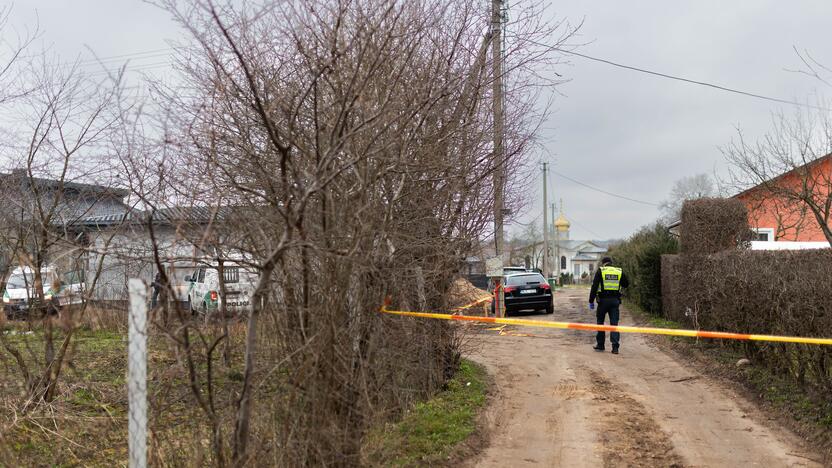 Šalčininkuose vyras nušovė žmoną policininkę