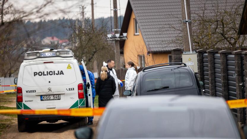 Šalčininkuose vyras nušovė žmoną policininkę