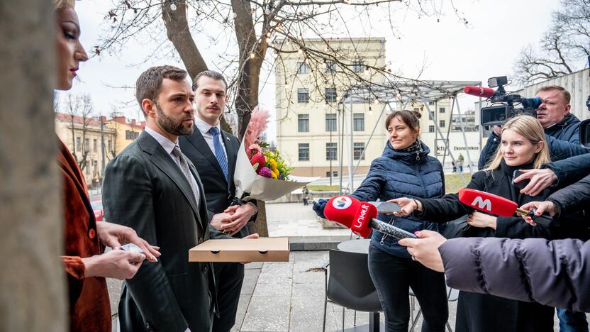 G. Nausėda Kaune susitiko su parašų loterijos nugalėtojais