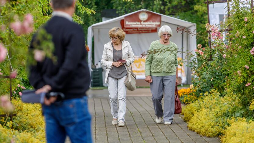 „Kvapų naktis“ VDU Botanikos sode