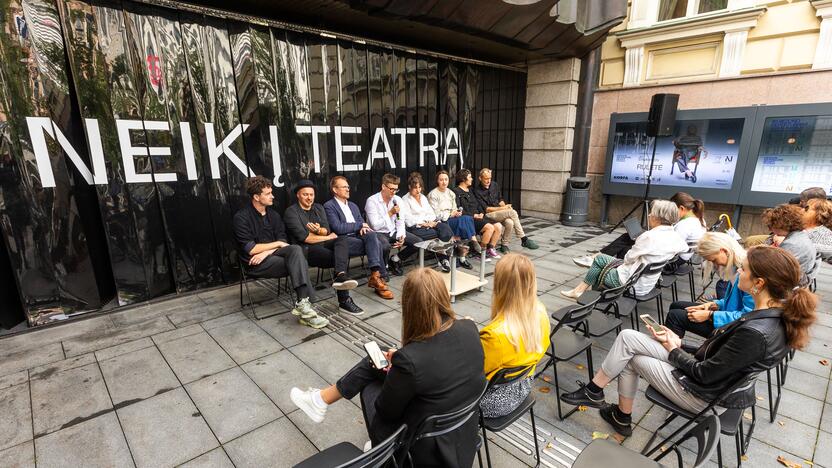 Lietuvos nacionalinio dramos teatro 84 sezono spaudos konferencija