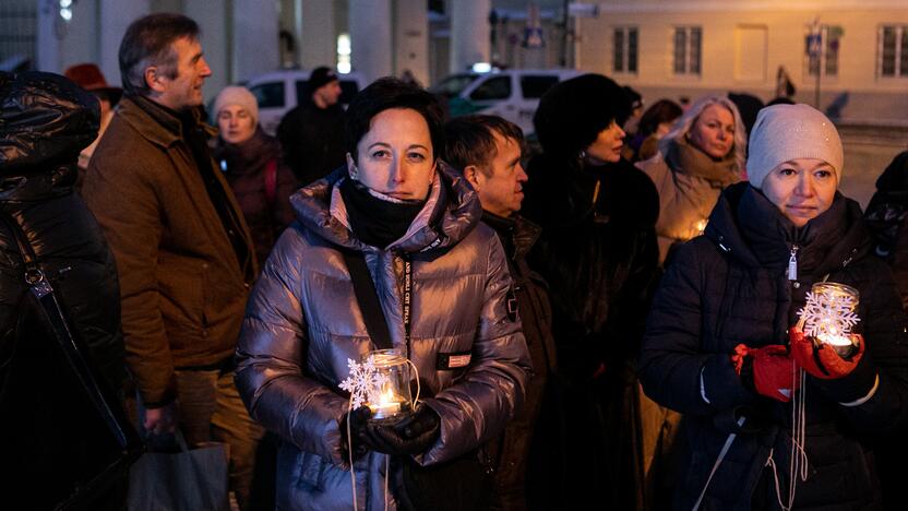 „Basų mamų“ protestas prieš galimybių pasą vaikams