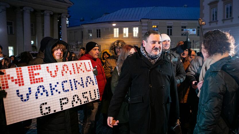 „Basų mamų“ protestas prieš galimybių pasą vaikams