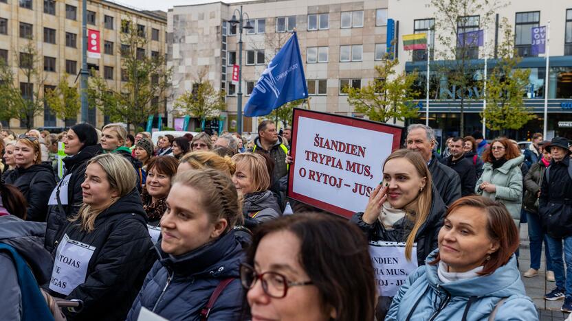 Mokytojų streikas prie Vyriausybės