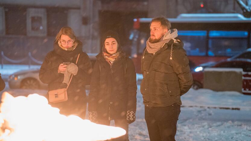 Karo muziejaus sodelyje – akcija prie aukurų „Kartu!“