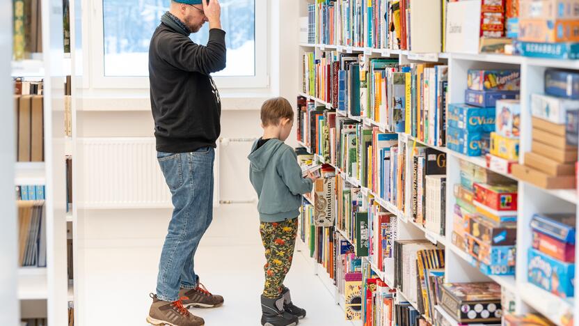 Pirmasis „Ąžuolyno“ bibliotekos savaitgalis – pilnas šurmulio