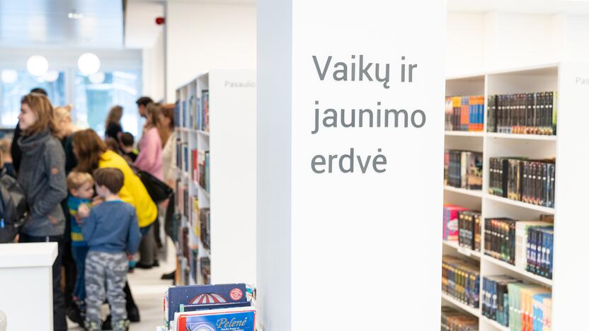 Pirmasis „Ąžuolyno“ bibliotekos savaitgalis – pilnas šurmulio