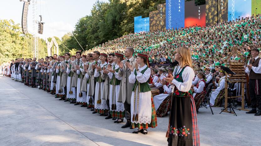 Kaune įsisiūbuoja Dainų šventė