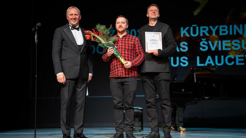 „Auksinių Teatro Rūtos šakelių įteikimo šventė“