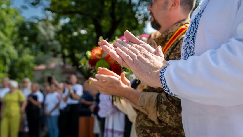 Atidengtas Aleksandro Jogailaičio paminklas