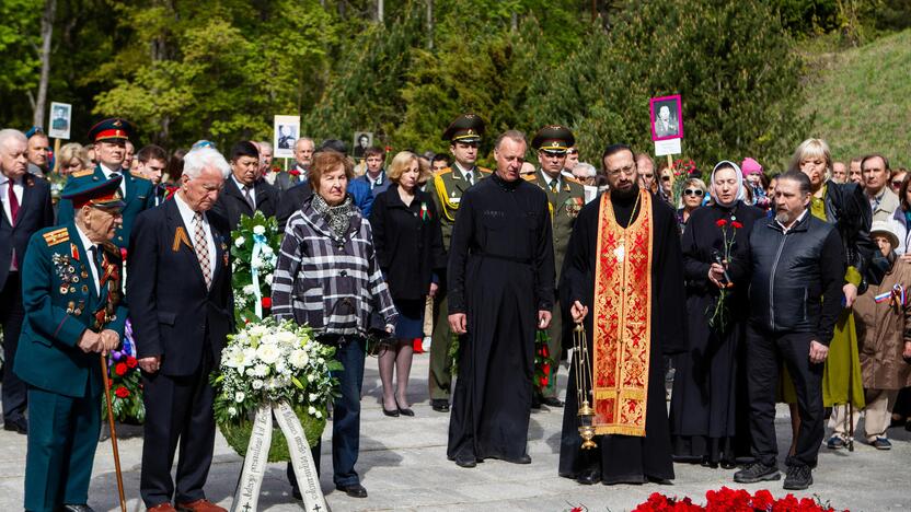 Gegužės 9-osios minėjimas Antakalnio kapinėse