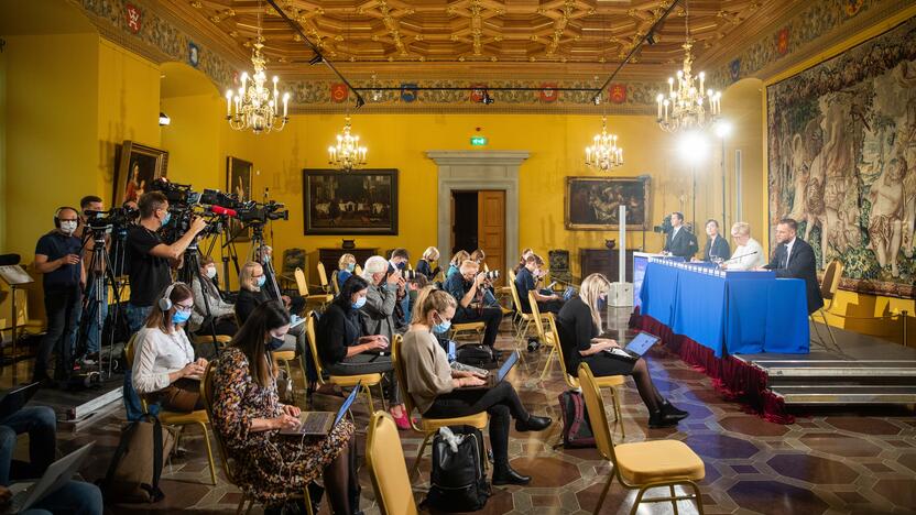 Partijų spaudos konferencijos