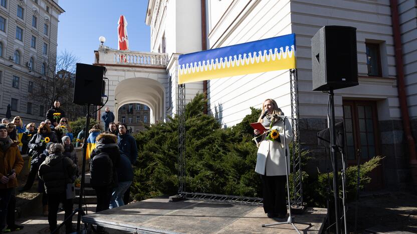 Kovo 8-ąją – solidarumo su Ukrainos moterimis akcija