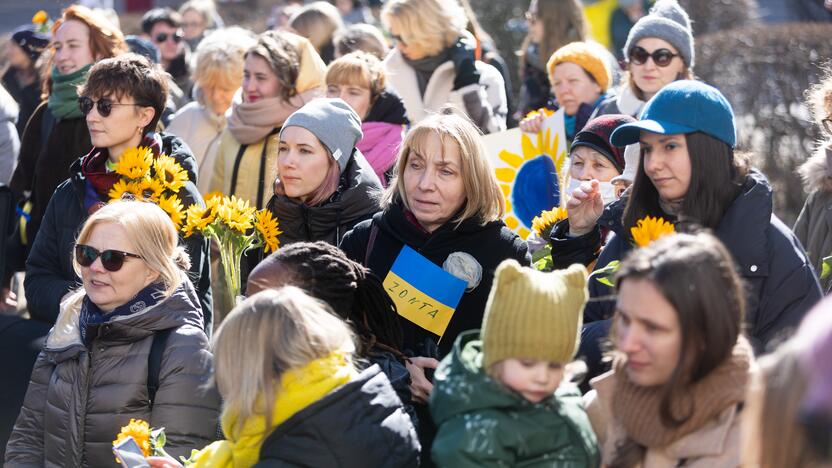 Kovo 8-ąją – solidarumo su Ukrainos moterimis akcija