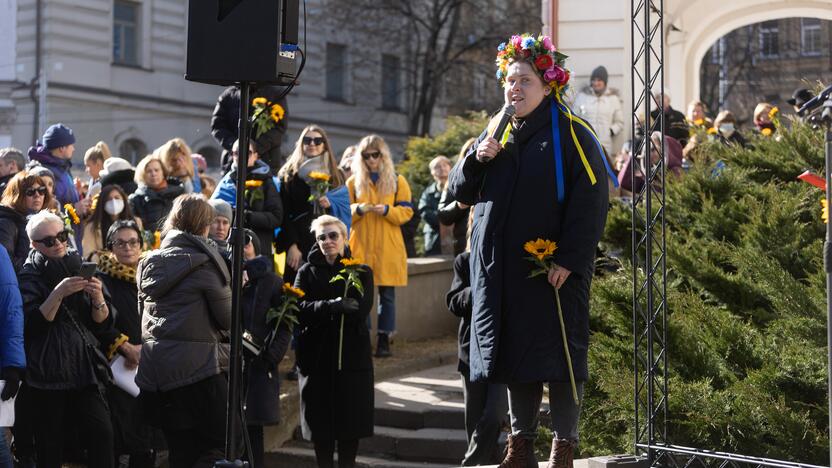 Kovo 8-ąją – solidarumo su Ukrainos moterimis akcija