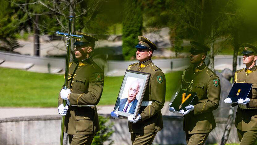 Nepriklausomybės Akto signataro A. Sakalo laidotuvės