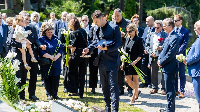 Nepriklausomybės Akto signataro A. Sakalo laidotuvės