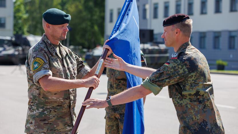 Vadų pasikeitimo ceremonija