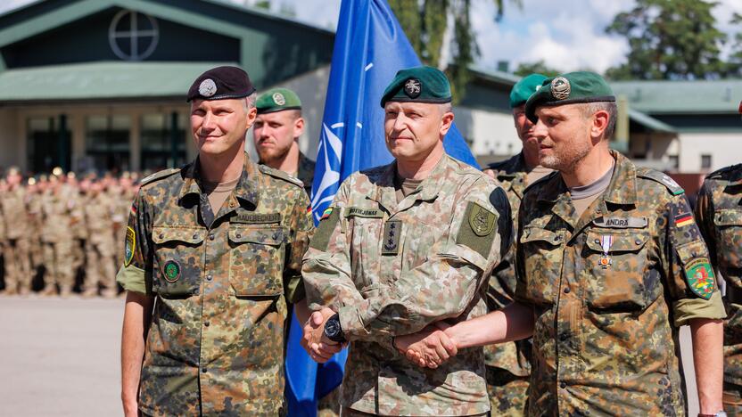 Vadų pasikeitimo ceremonija