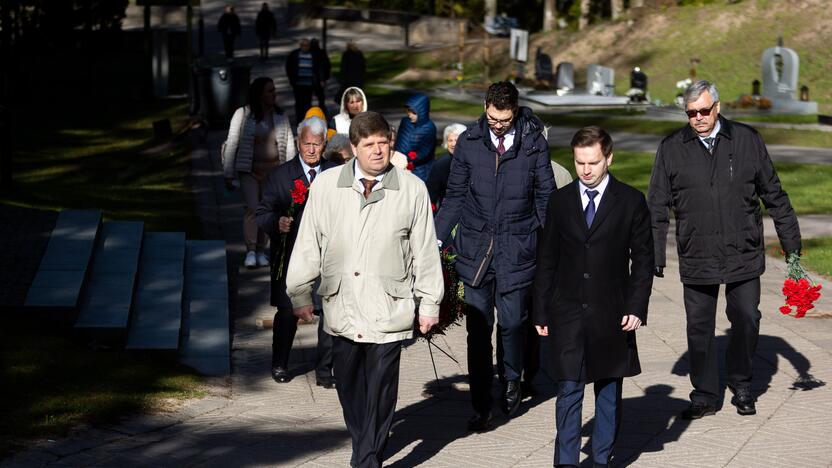 Vilniaus Antakalnio kapinės gegužės 9-ąją