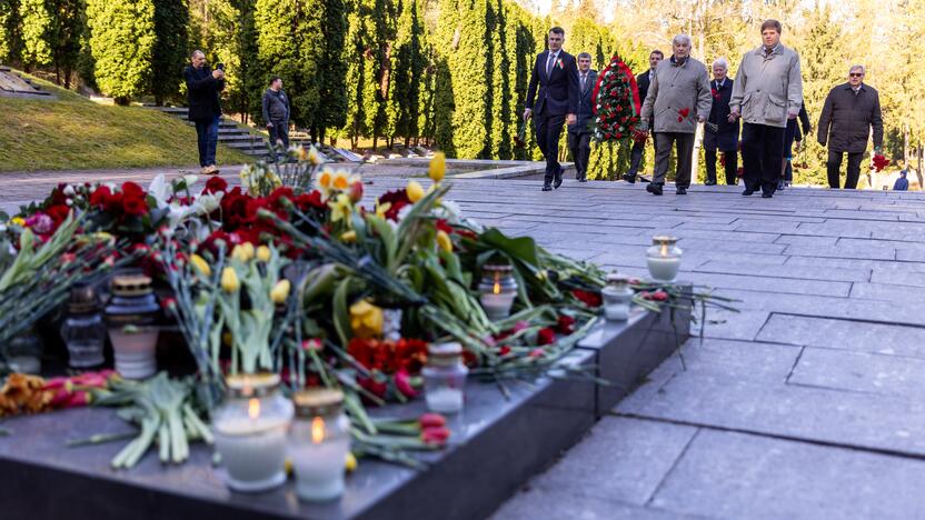 Vilniaus Antakalnio kapinės gegužės 9-ąją