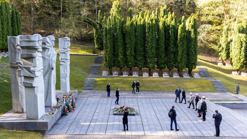 Vilniaus Antakalnio kapinės gegužės 9-ąją