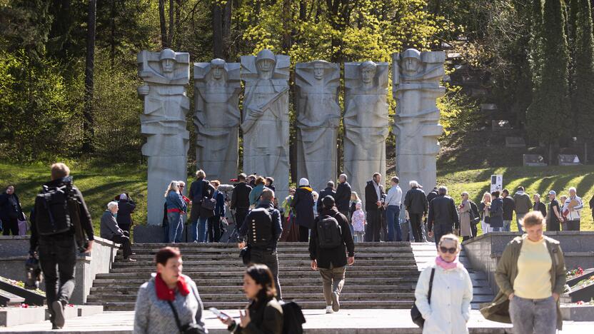 Vilniaus Antakalnio kapinės gegužės 9-ąją