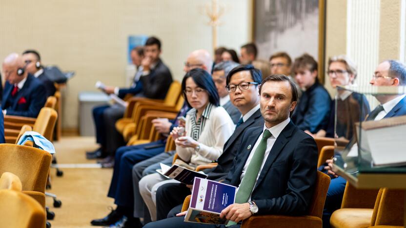 Lietuvos ir JAV diplomatinių santykių šimtmečiui skirta konferencija