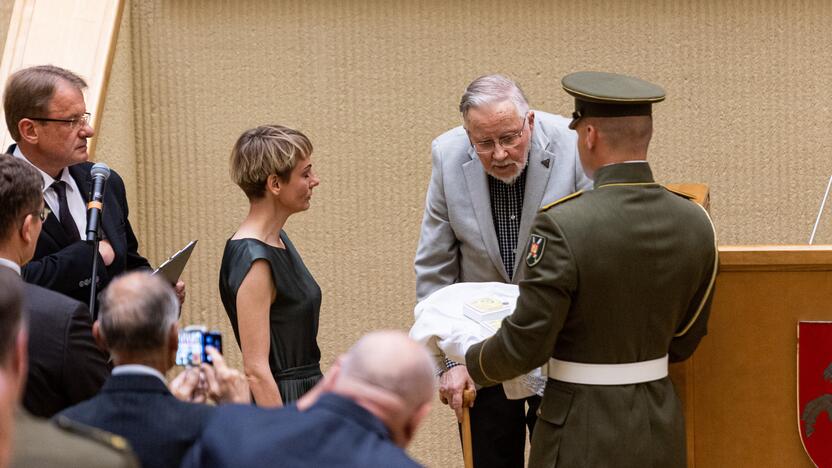 Laisvės gynėjo pažymėjimų ir ženklelių įteikimas Seime