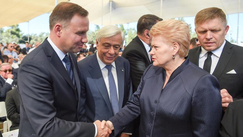 D. Grybauskaitė dalyvauja Sh. Pereso laidotuvėse