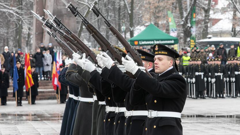 Iškilminga rikiuotė Kariuomenės dienos proga