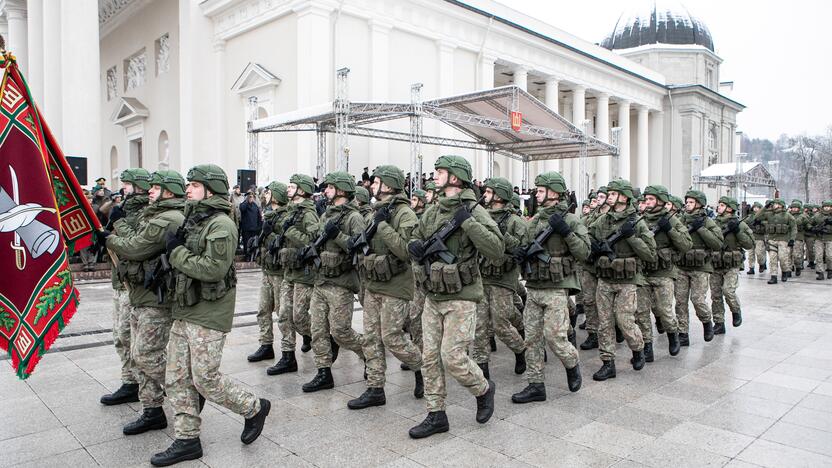 Iškilminga rikiuotė Kariuomenės dienos proga