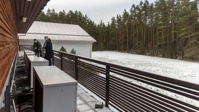 Atvertas pastatas, kuriame galėjo veikti CŽV kalėjimas