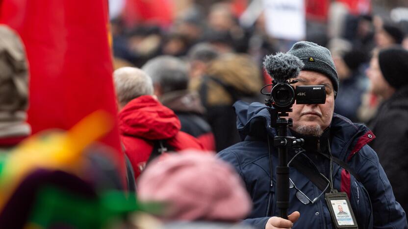 Protestas prie Seimo Sausio 13-ąją