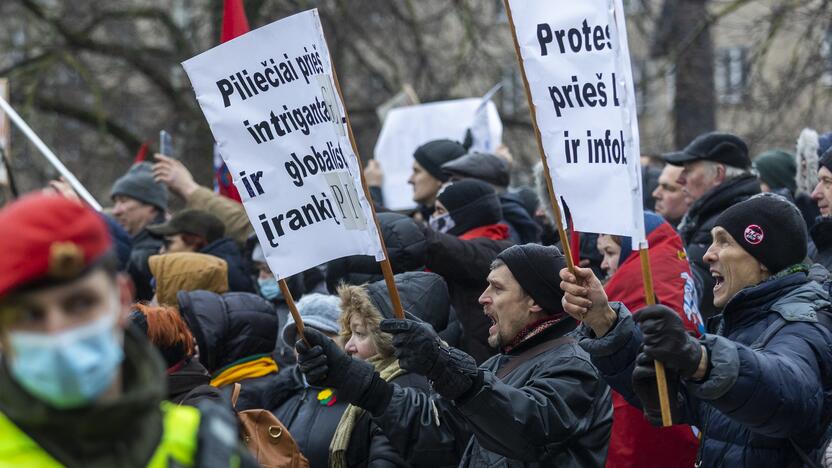 Protestas prie Seimo Sausio 13-ąją