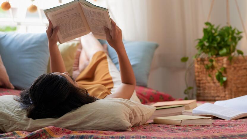 Nauda: biblioterapijos specialistų siūlomos knygos gali padėti perprasti sudėtingą situaciją ar savo emocijas, padėti megzti ryšius su aplinka.