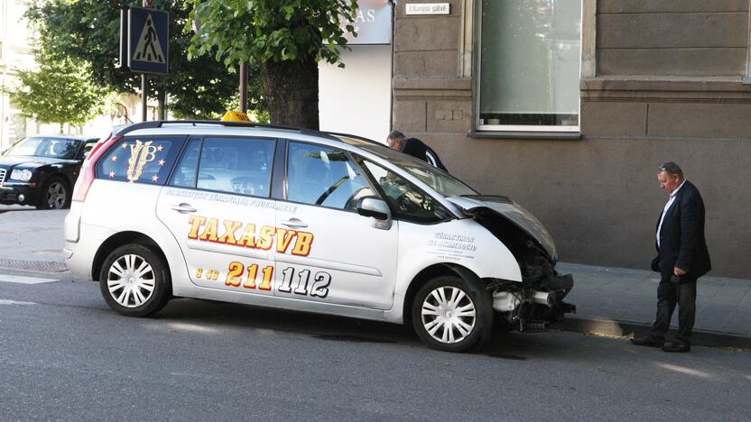  Netausoja: pavežėjų automobiliai kartais būna it nuvarytas arklys – su didele rida ir pribaigtu varikliu.