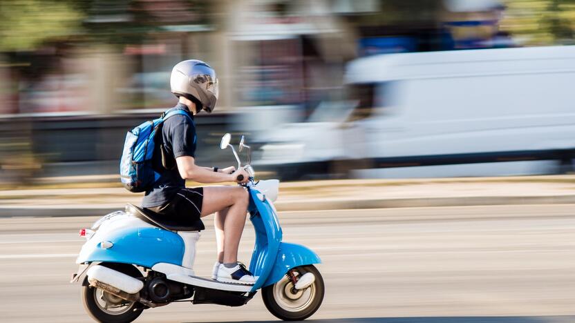 Žaibai: kai kurie nepatyrę vairuotojai mėgsta išspausti iš savo transporto priemonės visą greitį.