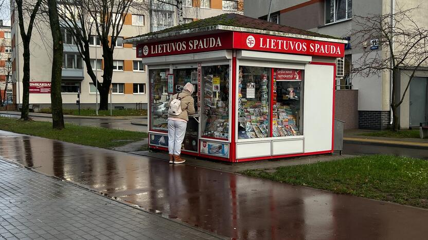 Siūlymas: klaipėdiečio manymu, pakaktų pažymėti šią teritoriją kokia nors spalva, kad dviratininkai ar paspirtukininkai atkreiptų dėmesį ir būtų atidesni praeiviams.