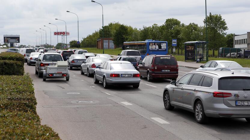 Siekia: savivaldybė imasi veiksmų, kad miestiečiams vis rečiau tektų gaišti laiką spūstyse.