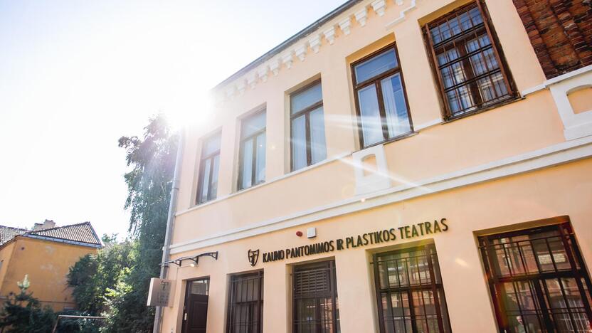 Uždaromas Kauno pantomimos ir plastikos teatras