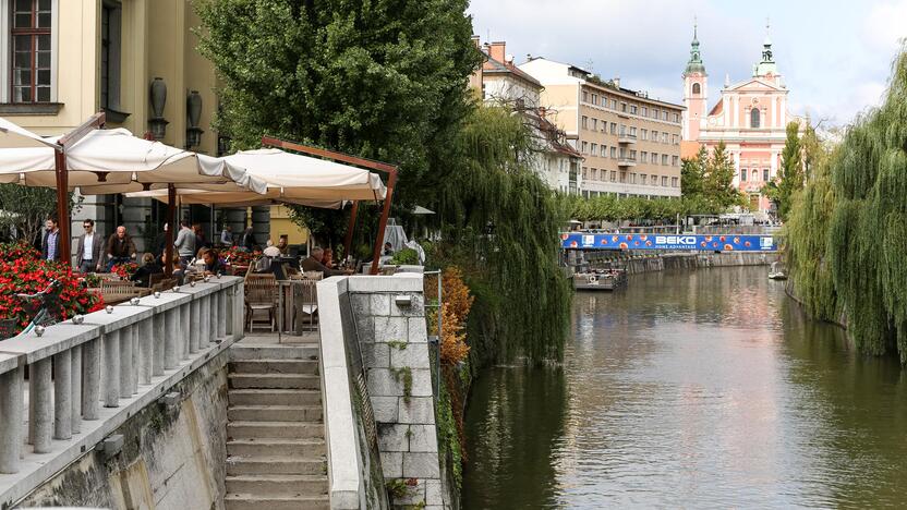 Į siauras Liublianos senamiesčio gatveles krepšinis neprasibrovė