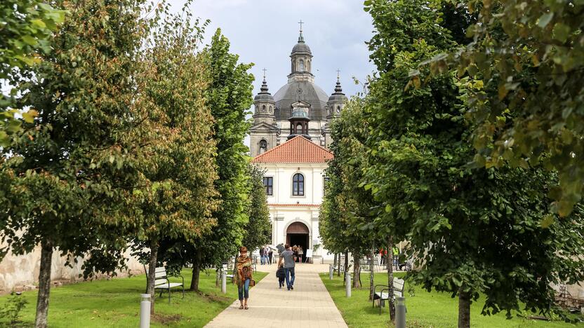 Žolinių šv. mišios Pažaislio vienuolyne